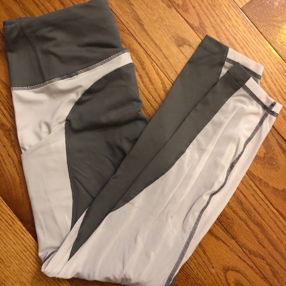 High waisted leggings with pockets